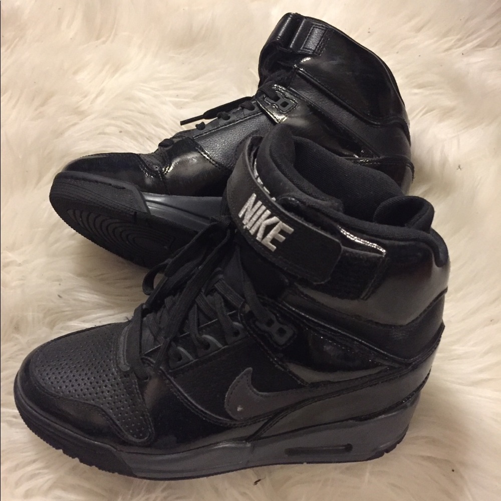 Nike Air Revolution Sky Hi Anthracite Sneakers